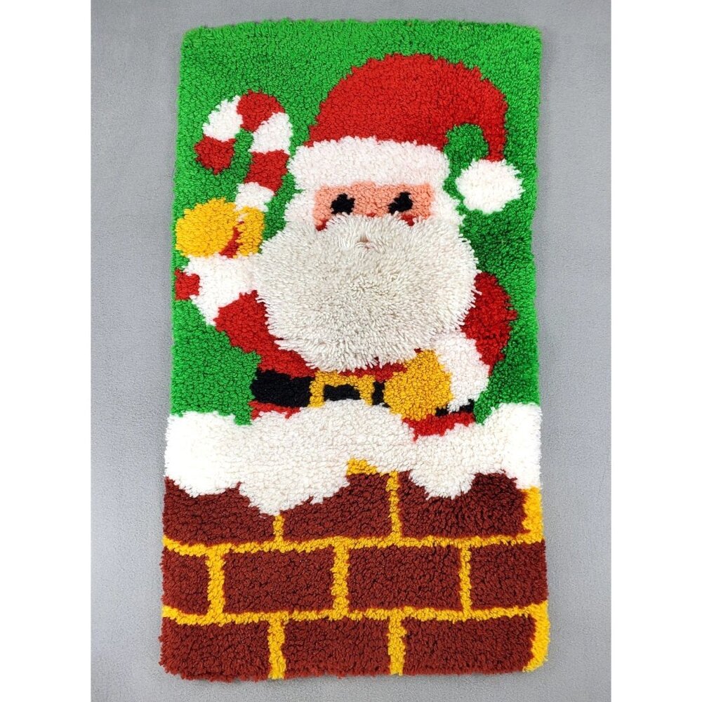 Vintage Santa Claus Latch Hook Wall Hanging Rug Christmas Large 20x35" Bernat